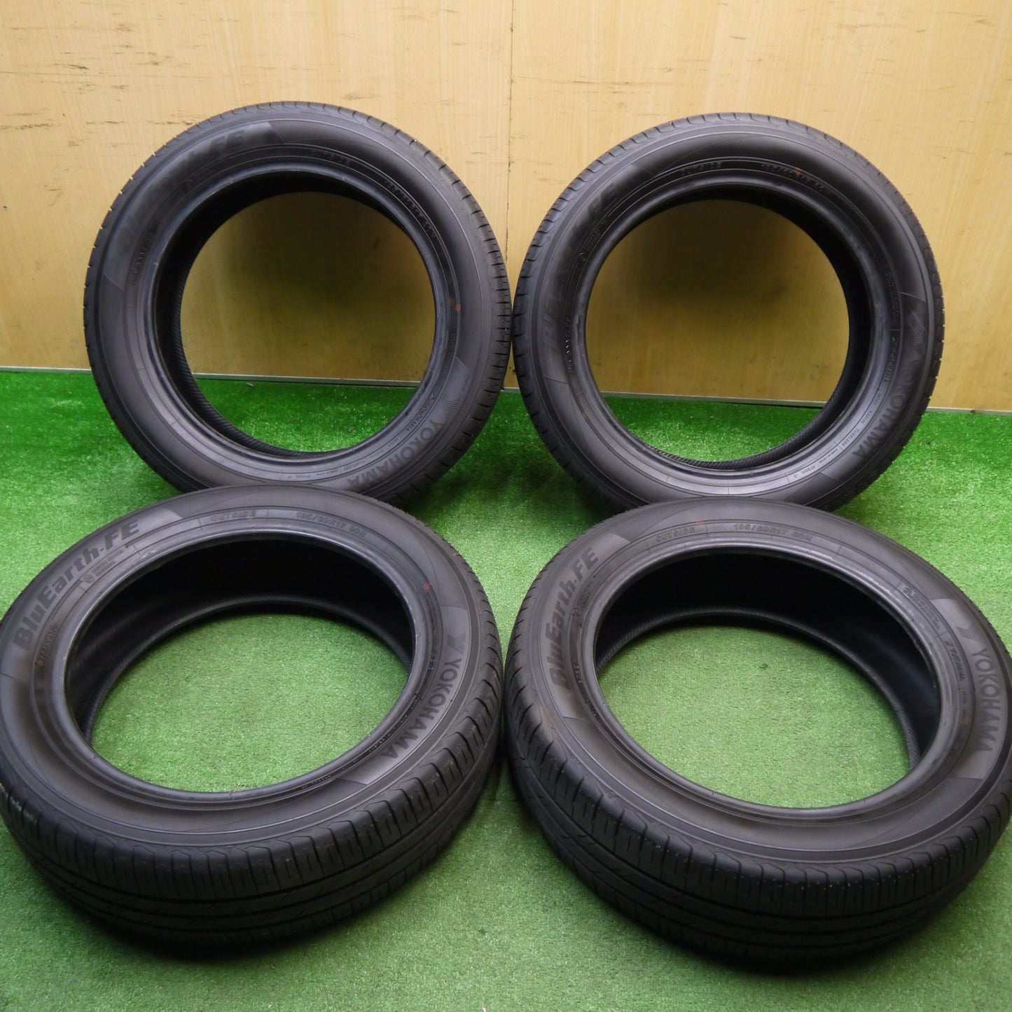 バリ溝！25年！9.5分★195/60R17 ヨコハマ BluEarth-FE AE30D タイヤ 17インチ ブルーアース 60系 プリウス ライズ ロッキー 等★5112504Hノタ