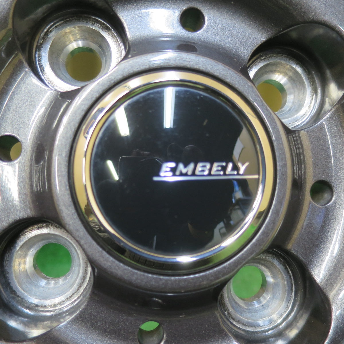 バリ溝！23年！キレイ！9分★スタッドレス 165/55R15 ナンカン アイス アクティバ AW-1 EMBELY 15インチ 軽サイズ 軽自動車 PCD100/4H★5102709イス