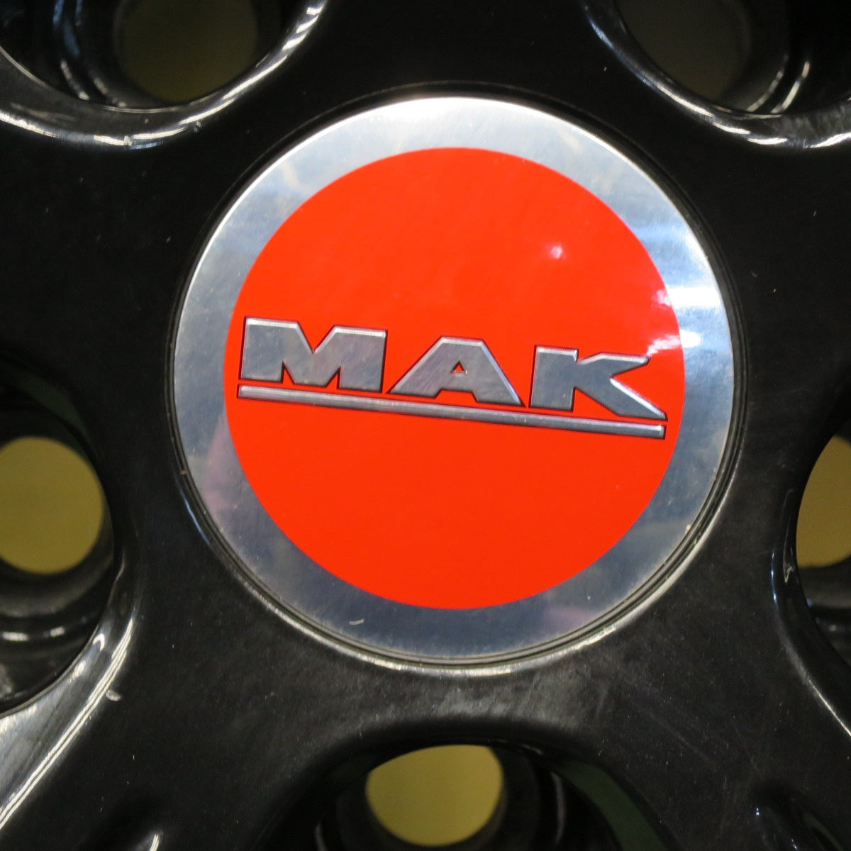 超バリ溝！22年！キレイ！ほぼ10分★ジャガー 等 MAK BIRMINGHAM 235/50R20 スタッドレス ブリヂストン ブリザック DM-V3 バーミンガム 20インチ PCD108/5H★6040301NKス
