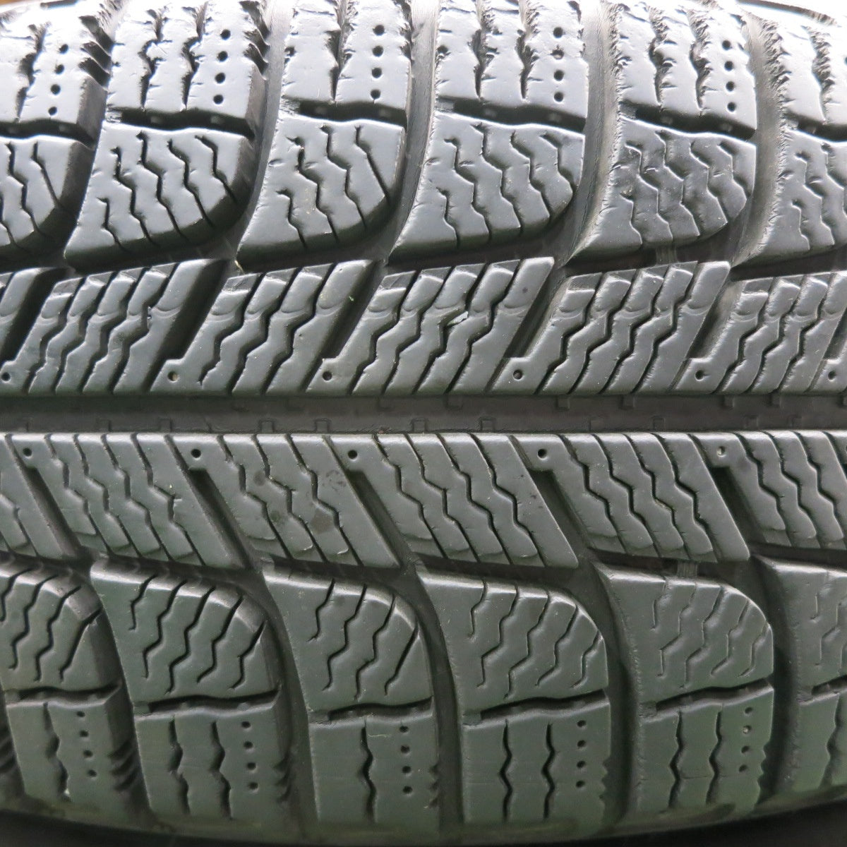 *送料無料* バリ溝！キレイ！8.5分★フィアット 500 純正 スチール 175/65R14 スタッドレス ミシュラン X-ICE XI3 14インチ PCD98/4H★4042106HAス