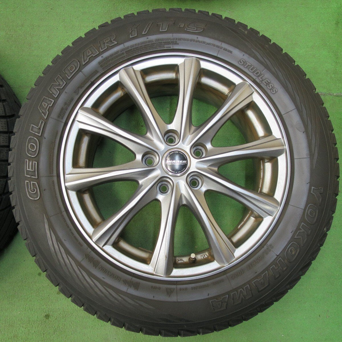 バリ溝！9.5分★スタッドレス 225/65R17 ヨコハマ ジオランダー i/T-S WAREN ヴァーレン 17インチ PCD114.3/5H★5012106イス