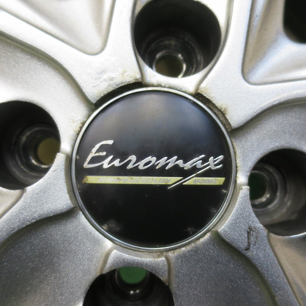 バリ溝！23年！ほぼ10分★スタッドレス 185/65R15 ヨコハマ アイスガード iG60 Euromax ユーロマックス 15インチ PCD100/4H★5101411イス