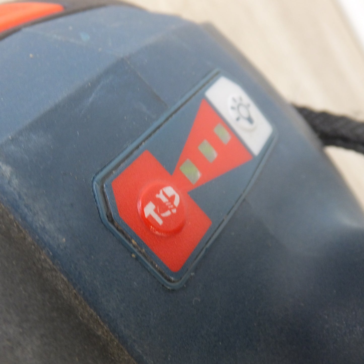 [送料無料] ★ボッシュ BOSCH バッテリーインパクトドライバー GDR18V-EC　18V 4,0Ah Li-ion バッテリ　セット★