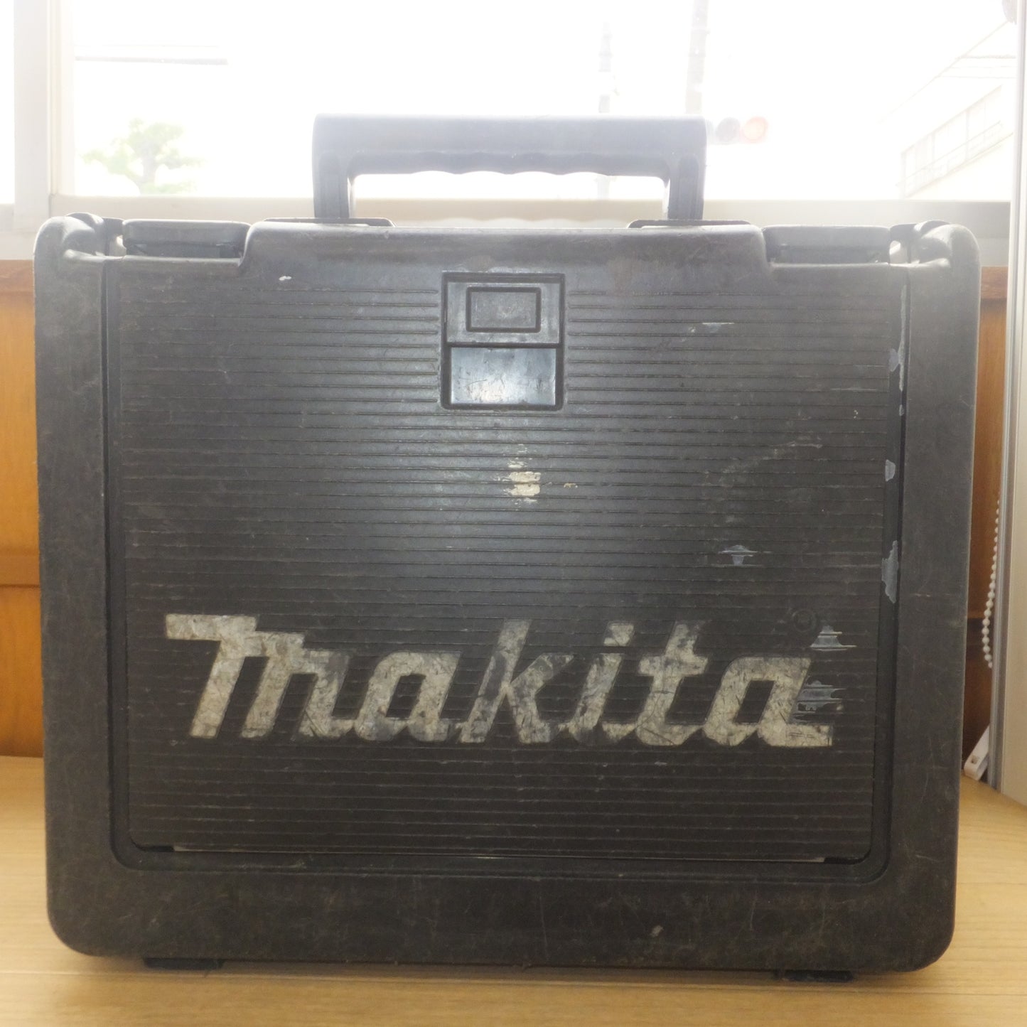 [送料無料] ジャンク★マキタ makita 充電式インパクトドライバ TD137DRTX(?) 14.4V★