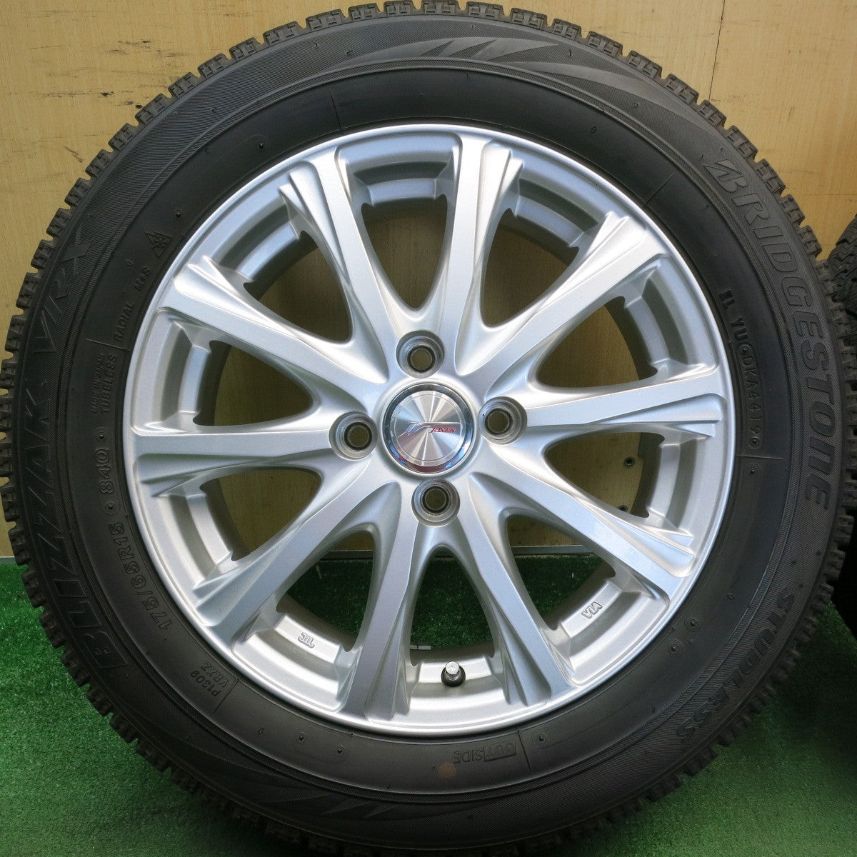 4本価格★スタッドレス 175/65R15 ブリヂストン ブリザック VRX JOKER ジョーカー 15インチ PCD100/4H★6060410HAス