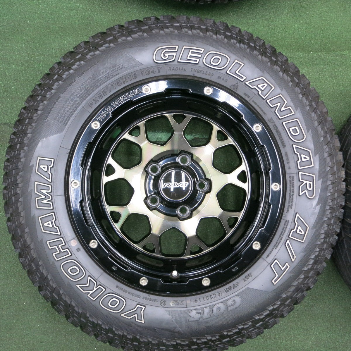 *送料無料* バリ溝！キレイ！9分★RAYS DAYTONA M9 235/70R16 ヨコハマ ジオランダー A/T レイズ デイトナ 16インチ PCD114.3/5H★4041013TNノ