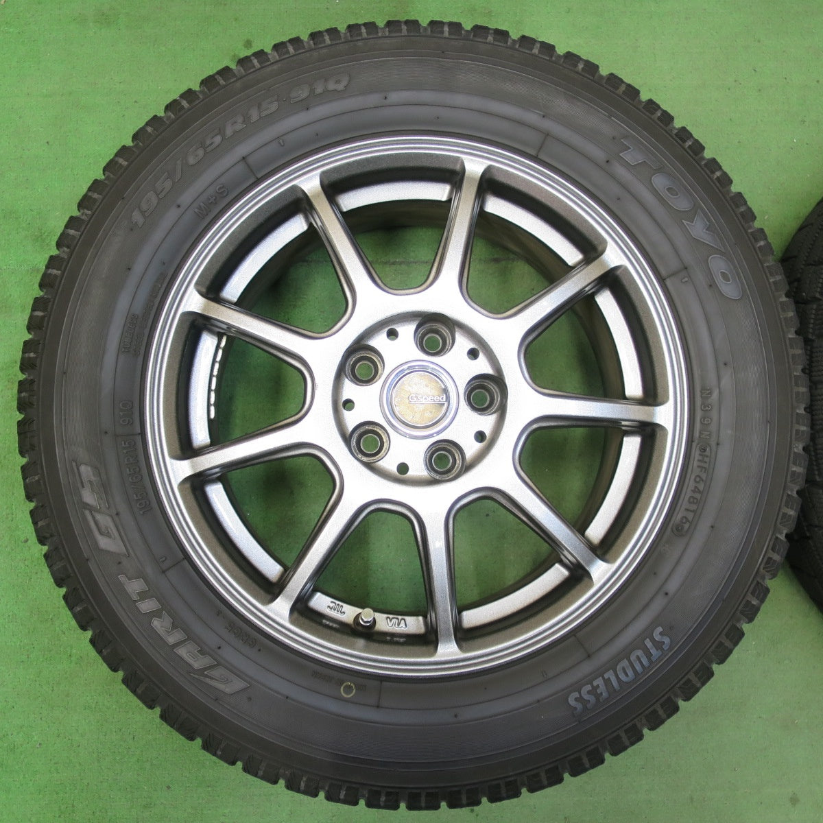 バリ溝！キレイ！9分★プリウス 等 195/65R15 スタッドレス トーヨー ガリット G5 G.Speed Gスピード 15インチ PCD100/5H★5051011イス
