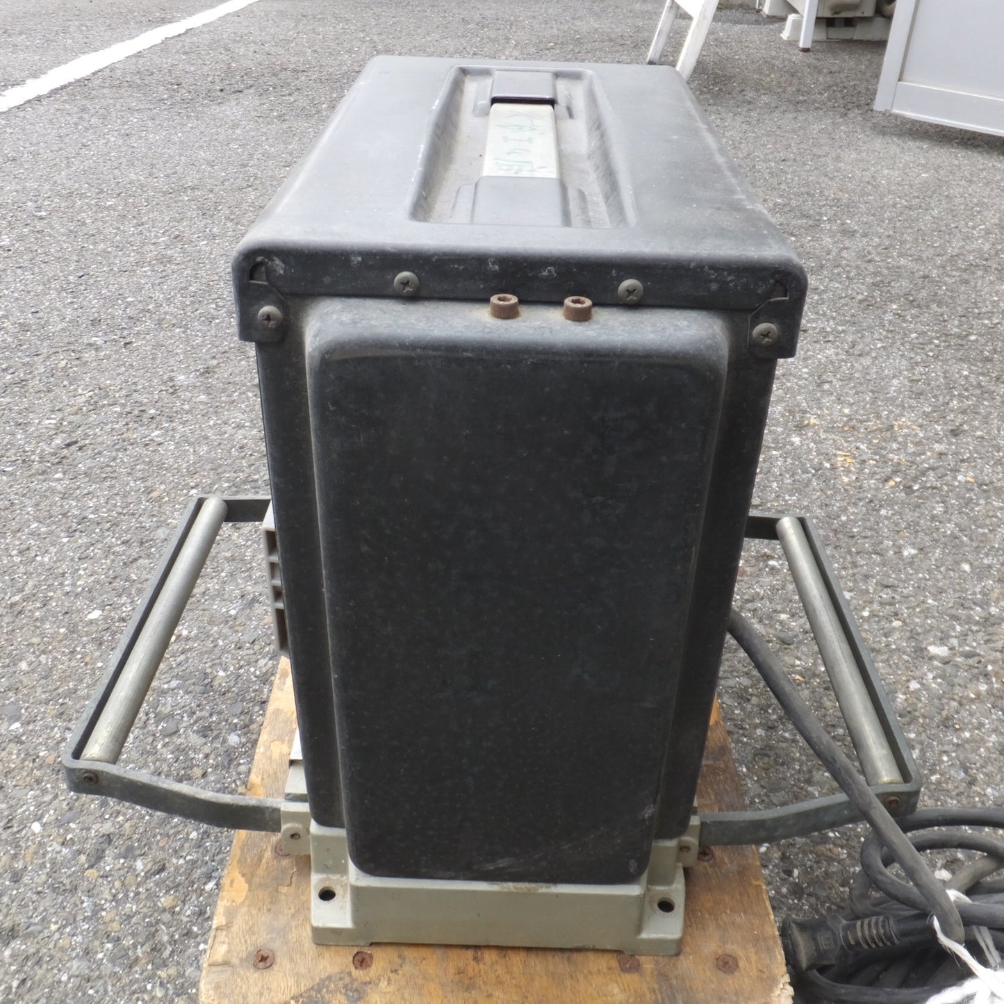 [送料無料] 岐阜発★リョービ RYOBI 自動カンナ AP-10　100V 14A 1350W 50～60Hz 8000R.P.M.★
