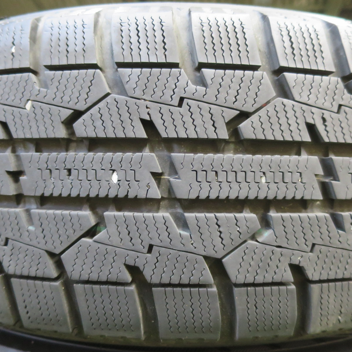 バリ溝！22年！9.5分★LEONIS UC 185/60R16 スタッドレス トーヨー オブザーブ ガリット GIZ 16インチ レオニス PCD100/4H★5040909イス