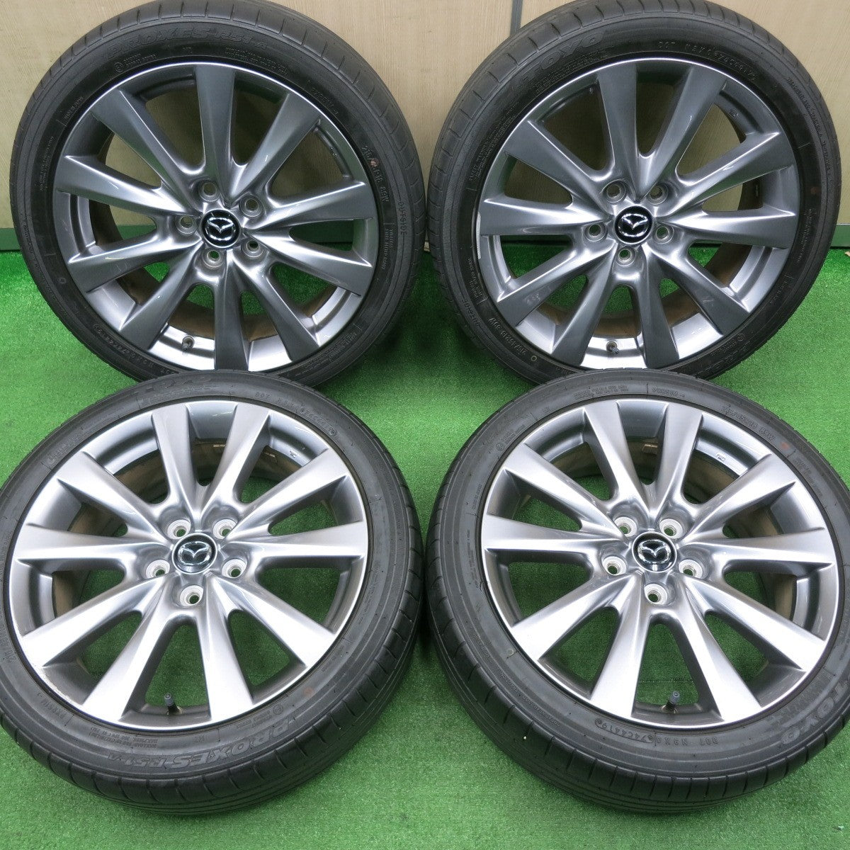[送料無料] バリ溝！キレイ！9.5分★マツダ3 純正 215/45R18 トーヨー プロクセス R51A 18インチ PCD114.3/5H★4112210NJノ