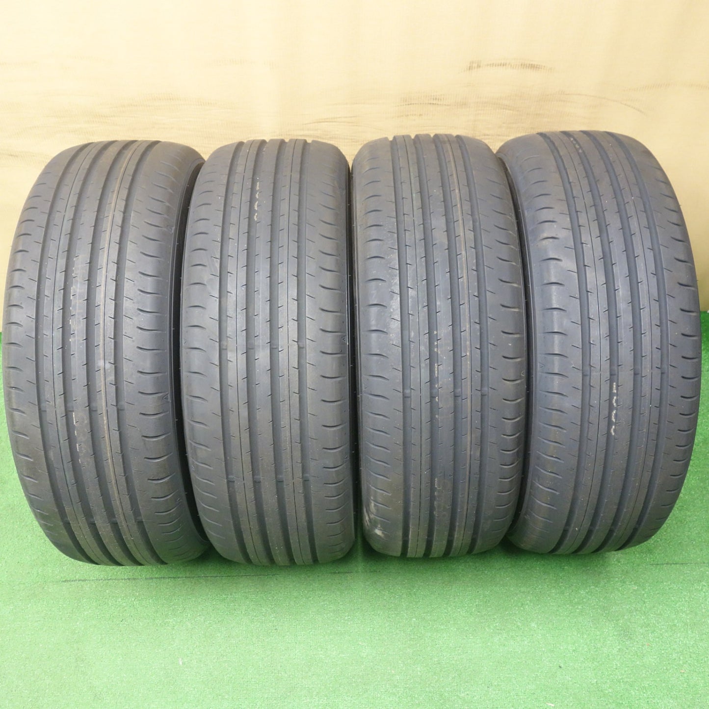 新車外し！25年★225/55R19 ダンロップ SPスポーツマックス 060 タイヤ 19インチ 40系 アルファード ヴェルファイア 等★6061705KTノタ