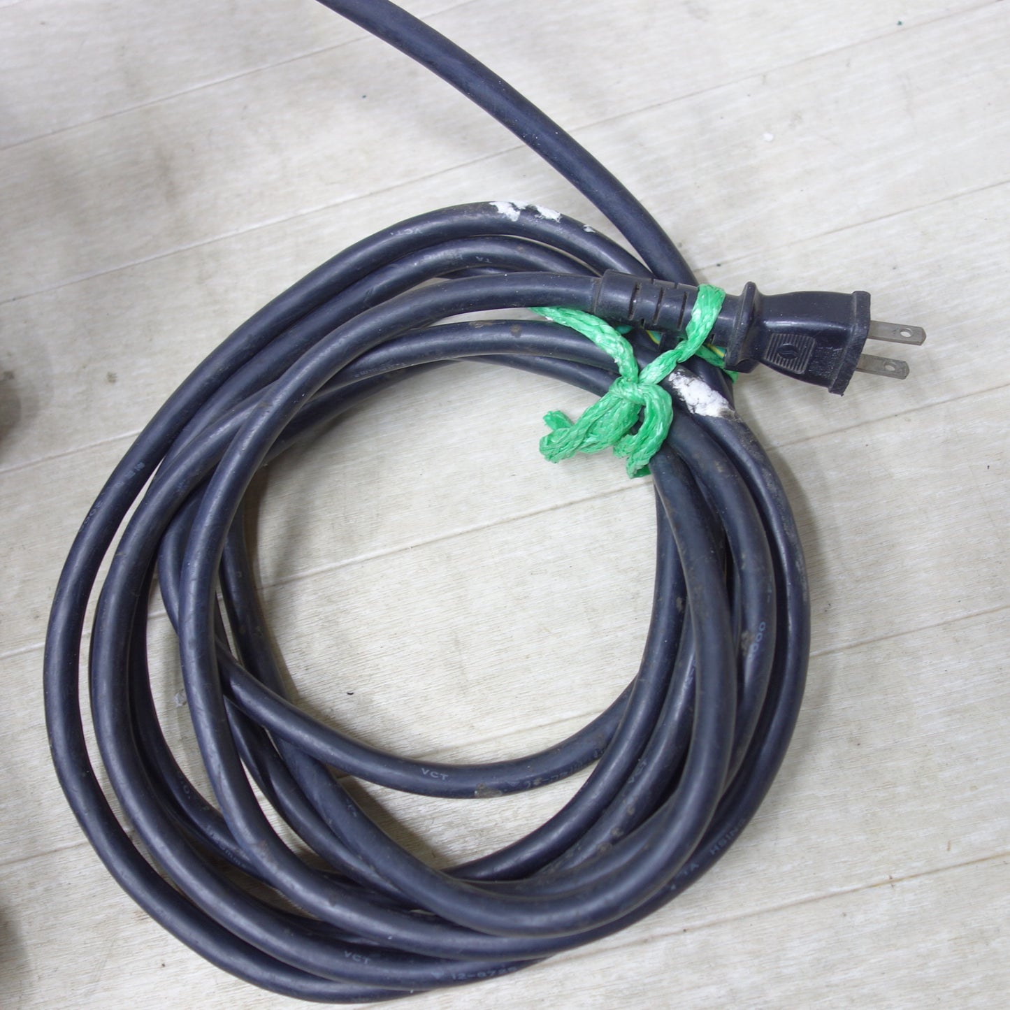 [送料無料] ◆makita マキタ 10型 マルノコ 5201N-A 切断機 丸のこ 電動工具 100V◆