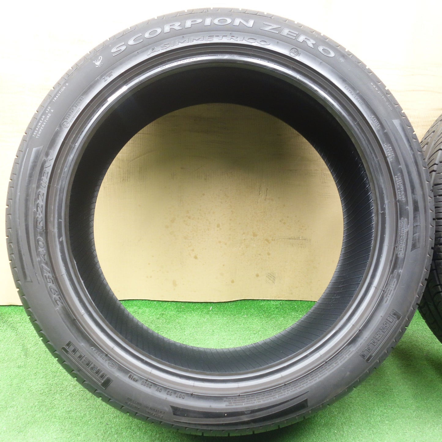 バリ溝！9.5分★295/40R22 ピレリ スコーピオン ゼロ アシンメトリコ SCORPION ZERO タイヤ 22インチ ベンツ Gクラス 等★6020402KTノタ