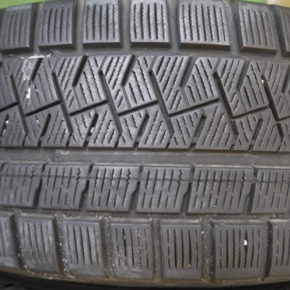 4本価格★ボルボ 等 AGA TARGA 205/60R16 スタッドレス ピレリ アイスアシンメトリコ 16インチ PCD108/5H★4071609Hス