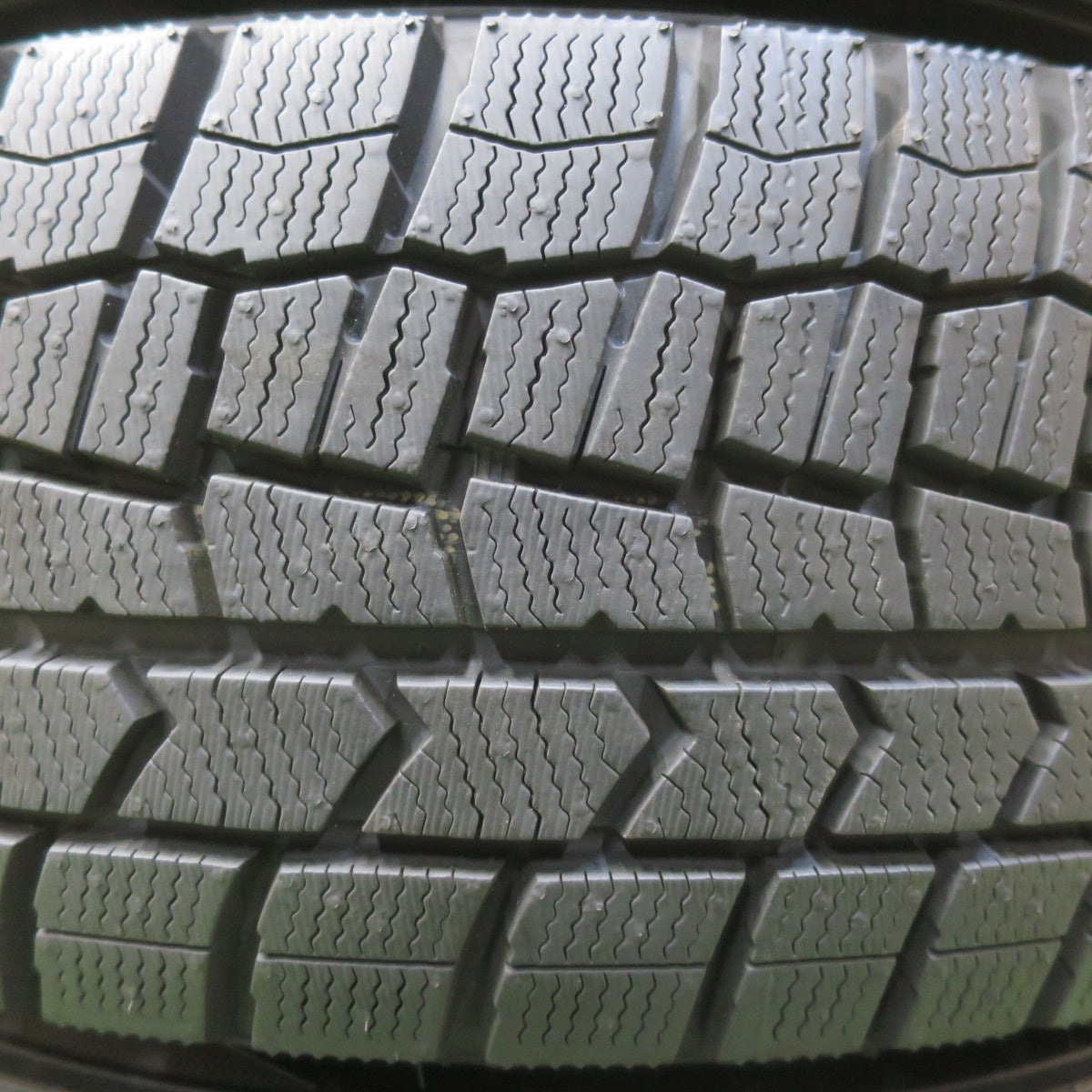 バリ溝！24年！キレイ！ほぼ10分★スタッドレス 195/65R15 ダンロップ ウインターマックス WM02 WAREN ヴァーレン 15インチ PCD114.3/5H★6060905イス