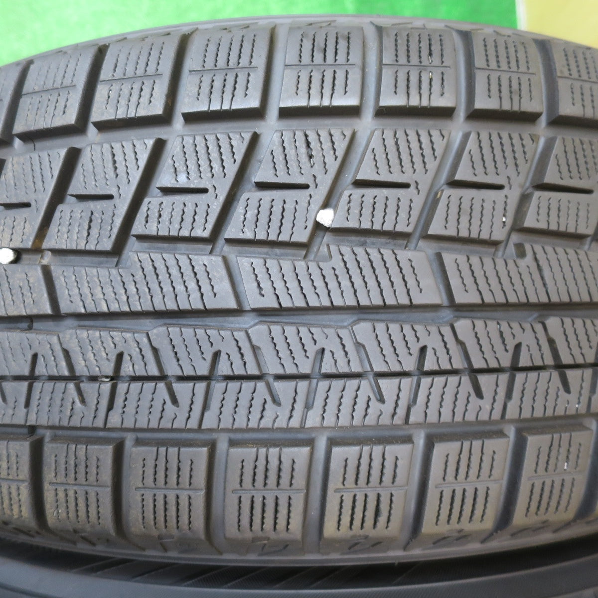 バリ溝！23年！キレイ！9.5分★スタッドレス 215/65R16 ヨコハマ アイスガード iG60 VELVA SPORTZ ヴェルヴァ 16インチ PCD114.3/5H★5110903NJス