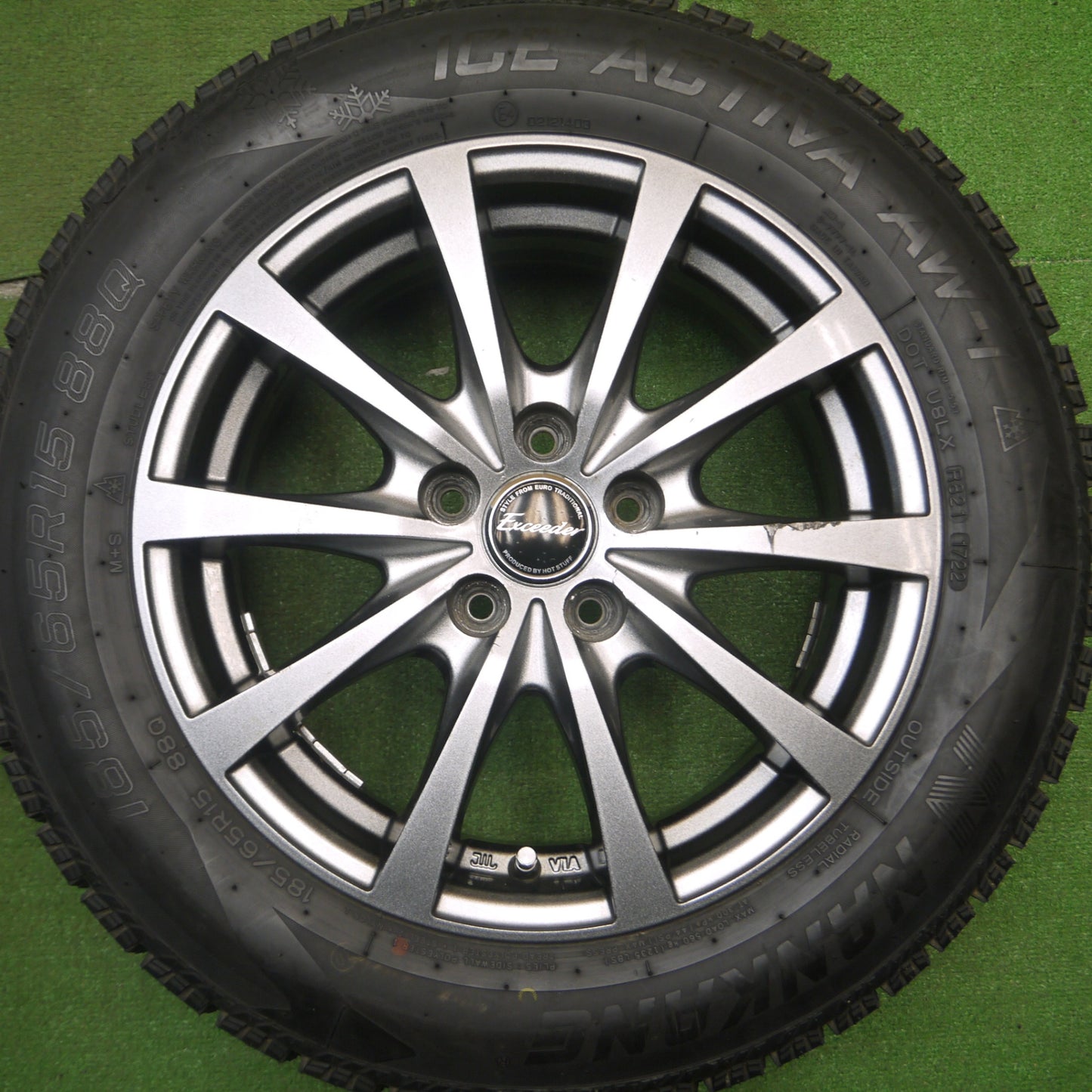 [送料無料] バリ溝！22年！キレイ！9.5分以上★シエンタ 等 185/65R15 スタッドレス ナンカン アイスアクティバ AW-1 Exceeder エクシーダー 15インチ PCD100/5H★5012704Hス