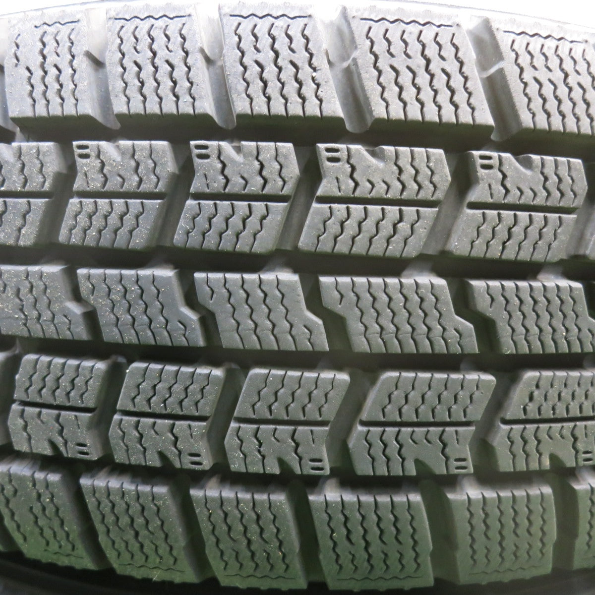 バリ溝！22年！キレイ！9分★スタッドレス 185/65R15 グッドイヤー アイスナビ7 ravrion RS01 ラブリオン 15インチ PCD100/4H★5121806HAス