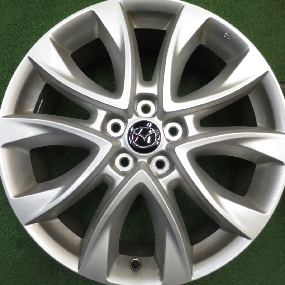 [送料無料] ほぼ新車外し★マツダ CX-5 純正 ホイール 19インチ 19×7J CX5 PCD114.3/5H★5031109Hホ
