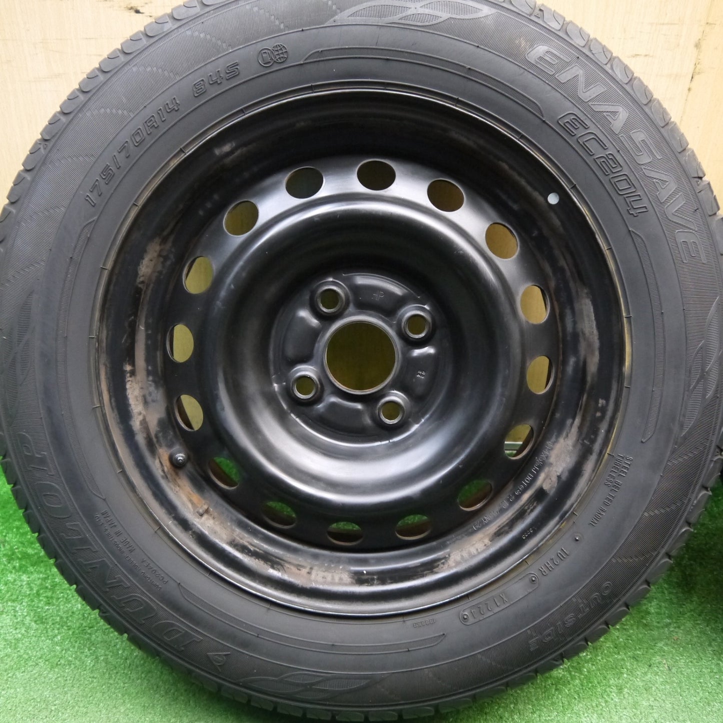 バリ溝！24年！9.5分以上★175/70R14 ダンロップ エナセーブ EC204 スチール ホイール 14インチ PCD100/4H★6021701Hノ