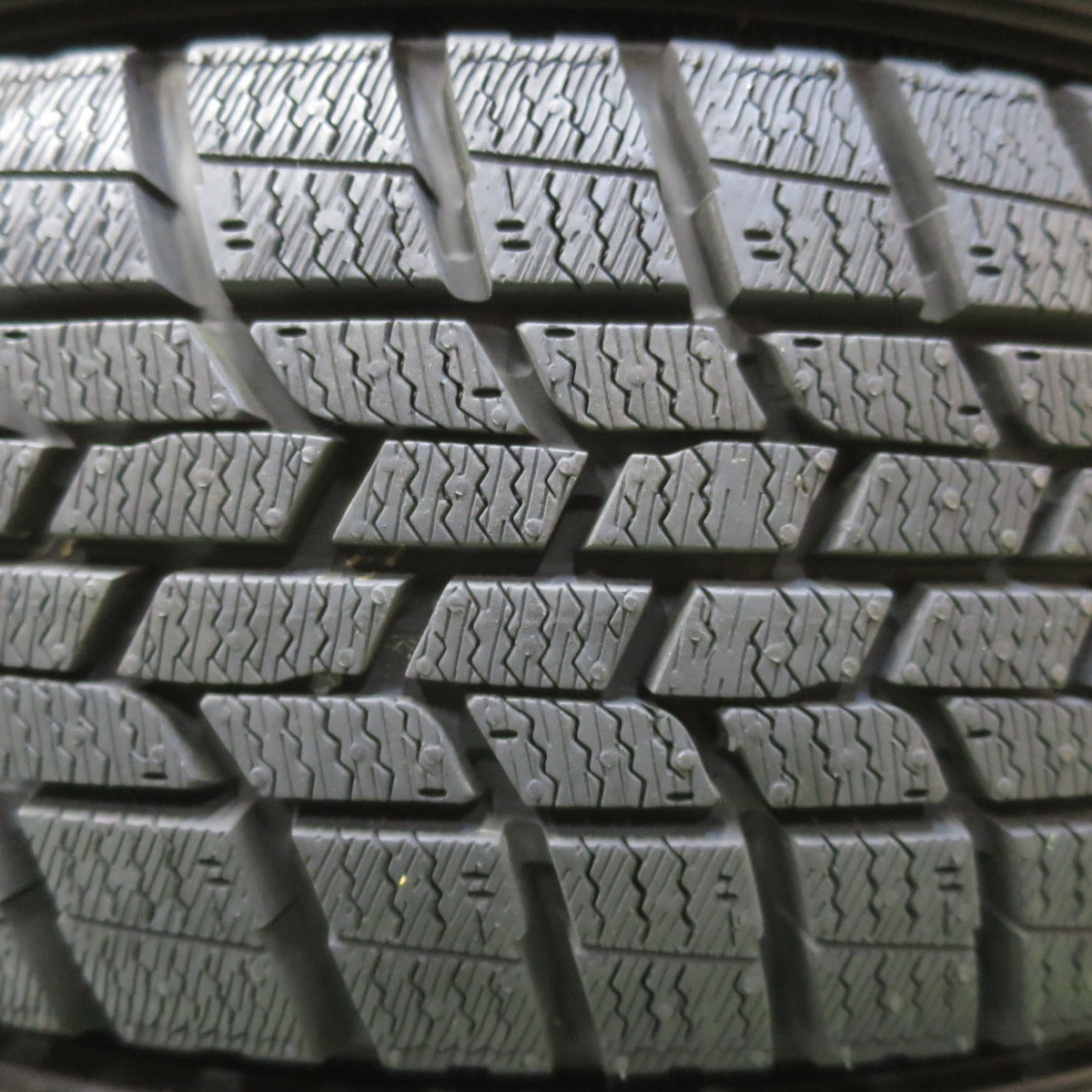 ほぼ未使用！キレイ★スタッドレス 155/65R14 グッドイヤー アイスナビ6 SEIN SS ザイン 14インチ PCD100/4H★6051009イス