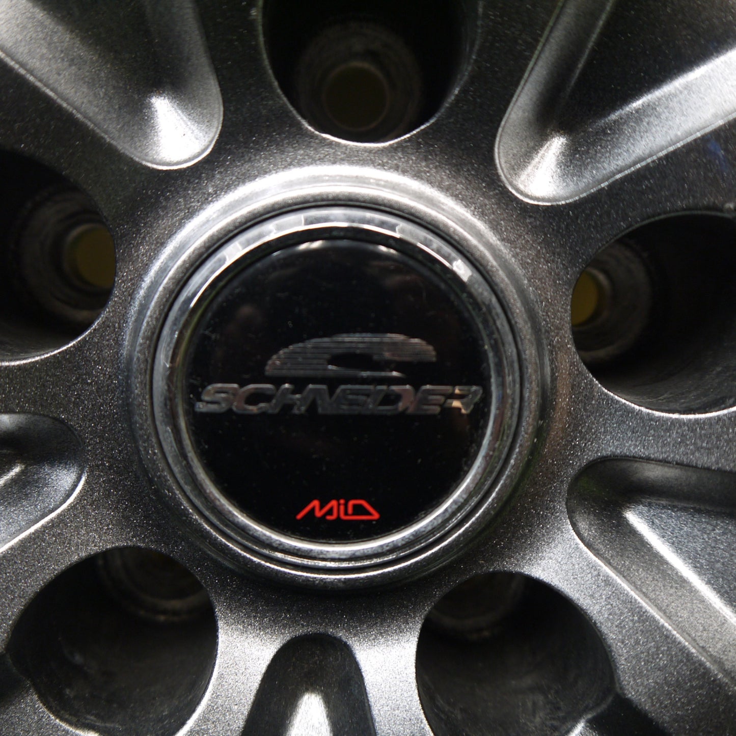 バリ溝！キレイ！9.5分★スタッドレス 225/45R18 ブリヂストン ブリザック VRX2 SCHNEIDER MiD シュナイダー 18インチ PCD114.3/5H★5100106Hス