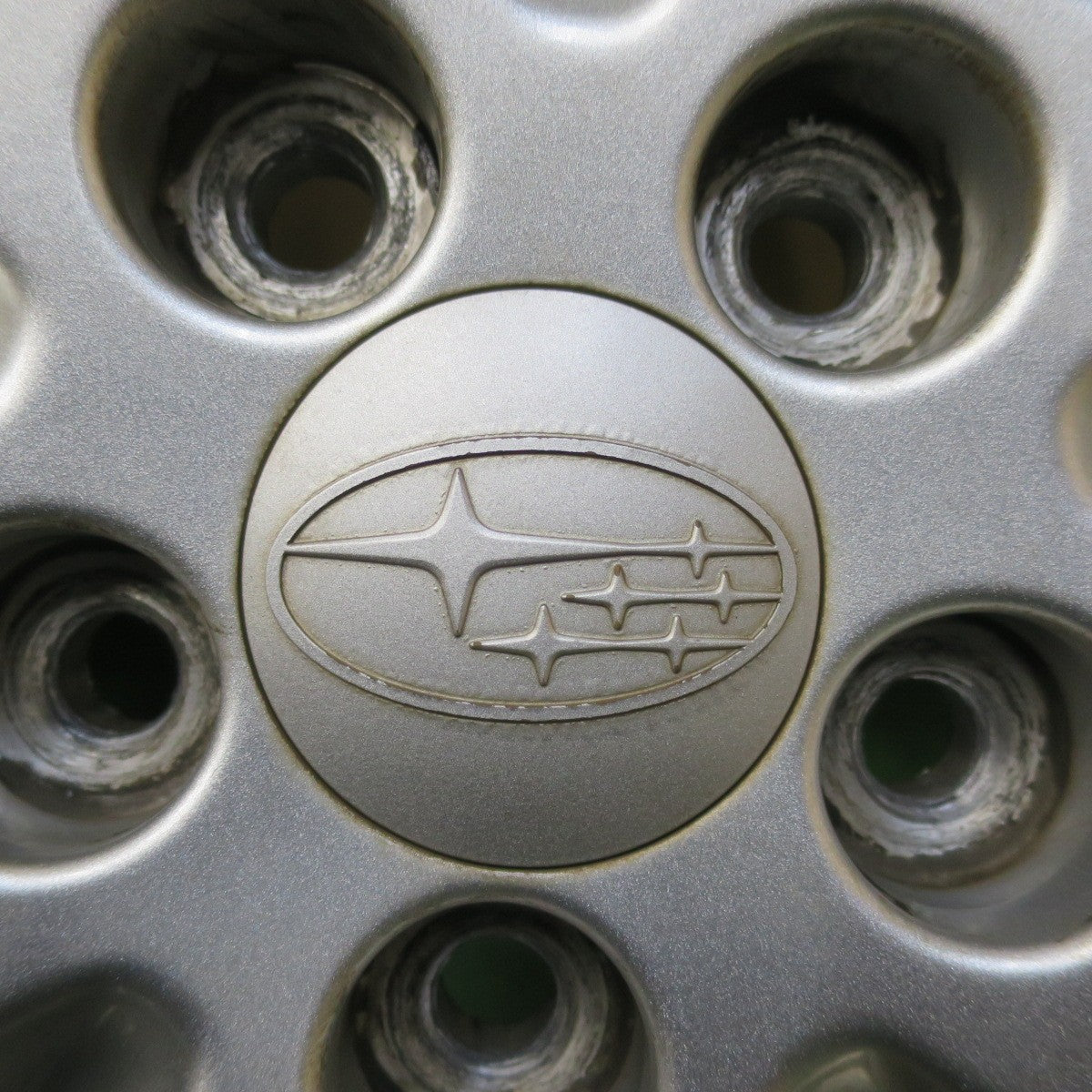 バリ溝！9.5分★スバル フォレスター 純正 225/55R17 ブリヂストン LUFT RV2 17インチ PCD100/5H★5050202イノ