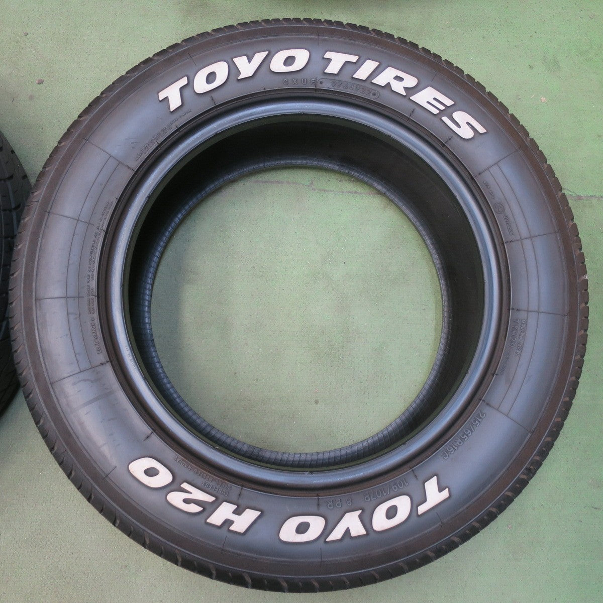 4本価格◎215/65R16 トーヨー H20 ホワイトレター 16インチ タイヤ ハイエース キャラバン 等◎6083109イノタ