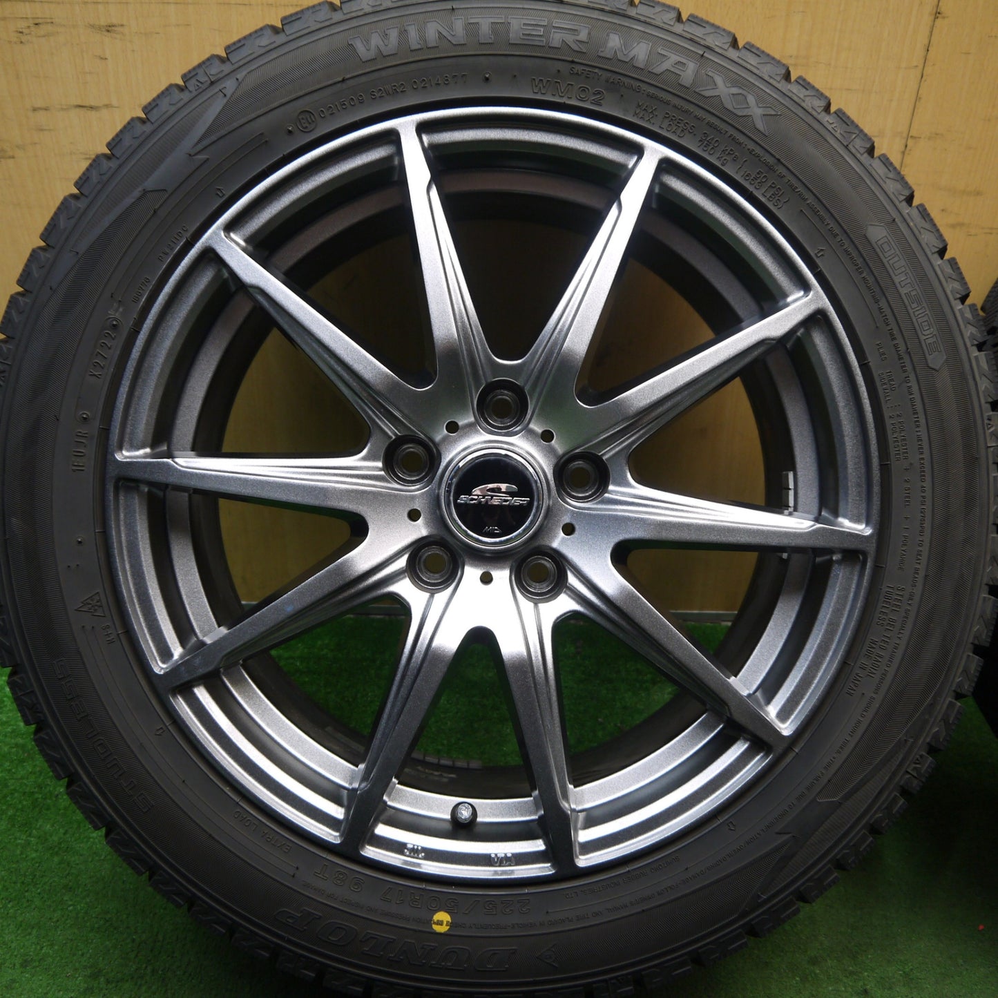 バリ溝！22年！キレイ！9.5分★スタッドレス 225/50R17 ダンロップ ウインターマックス WM02 SCHNEIDER MiD シュナイダー 17インチ PCD114.3/5H★5082601Hス