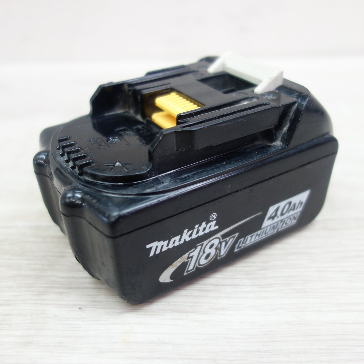 [送料無料] ☆マキタ Li-ion リチウム イオン バッテリー BL1840 DC18V 4.0Ah 72Wh☆