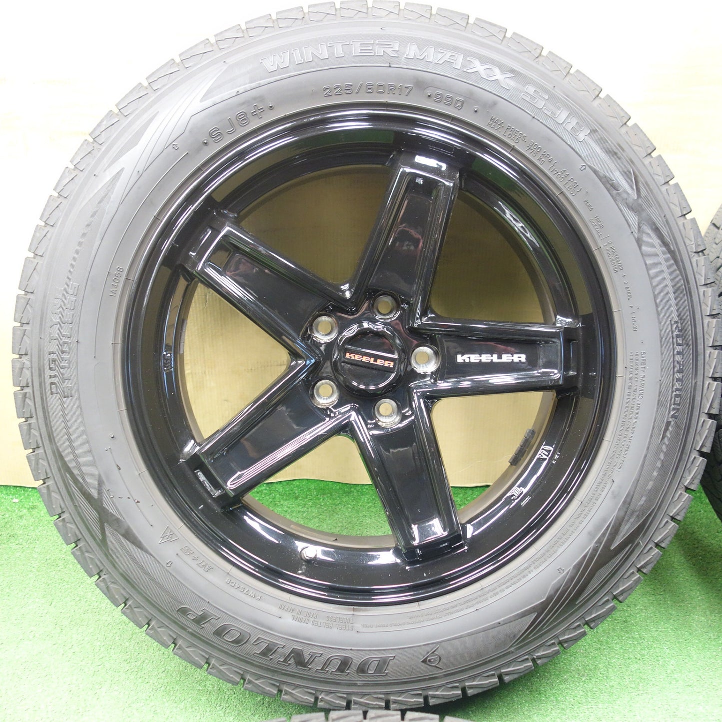 バリ溝！23年！キレイ！9.5分★ジープ 等 KEELER TACTICS 225/60R17 スタッドレス ダンロップ ウインターマックス SJ8 SJ8+ キーラー タクティクス 17インチ PCD110/5H★6031401KTス