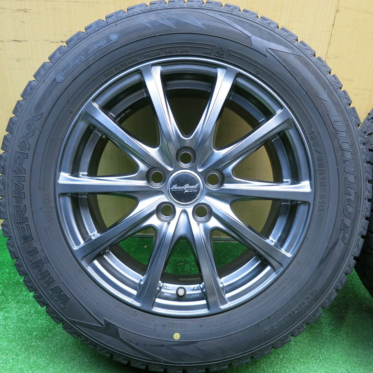 バリ溝！8.5分★プリウス 等 195/65R15 スタッドレス ダンロップ ウインターマックス WM02 EuroSpeed MANARAY SPORT ユーロスピード 15インチ PCD100/5H★5122107HAス