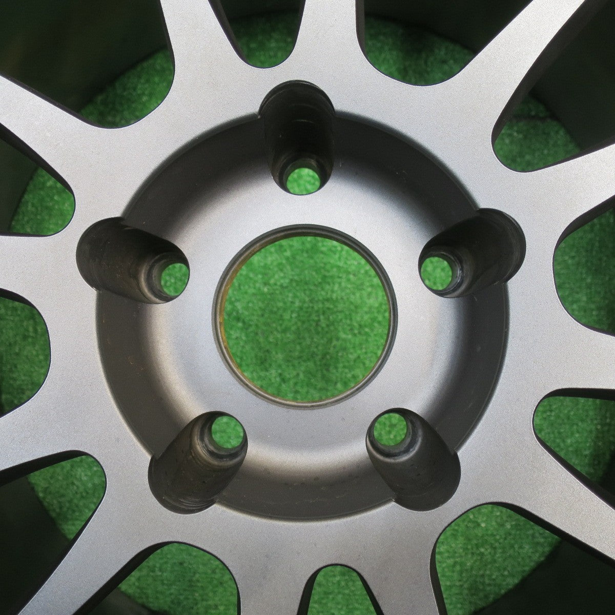 バリ溝！21年！キレイ！9.5分以上☆BMW 等 RAYS gram LIGHTS 57 M/S