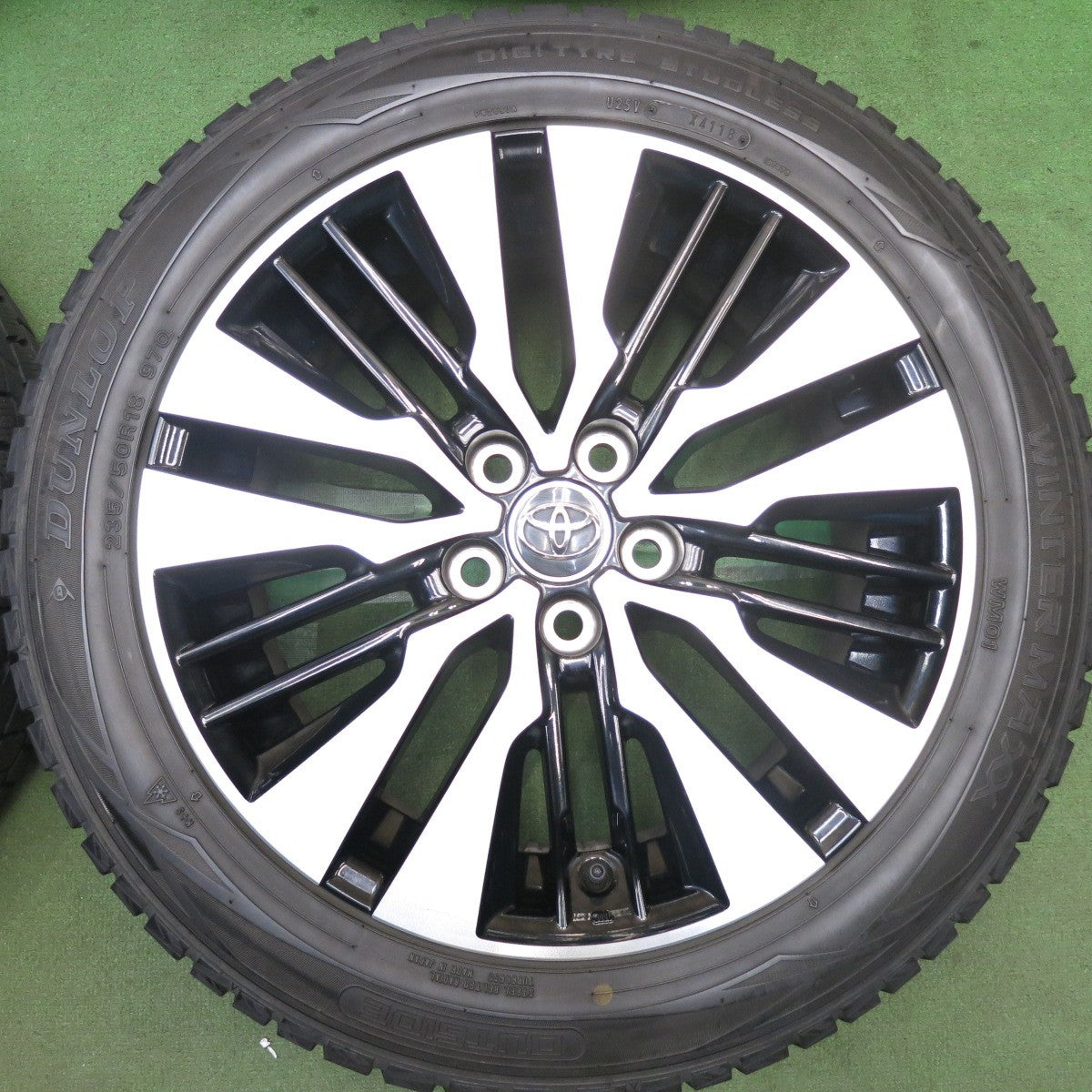 4本価格◎トヨタ 30系 アルファード ヴェルファイア SC ZG パッケージ 純正 235/50R18 スタッドレス ダンロップ ウインターマックス WM01 18インチ PCD114.3/5H◎6101507HAス