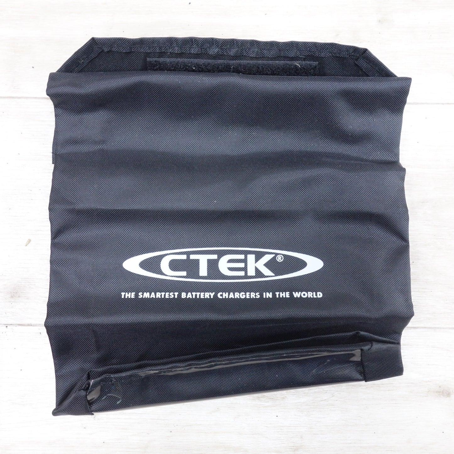 [送料無料] ◆CTEK バッテリー 充電器 MULTI JS 7002 MJS7002 鉛酸バッテリー用 12V シーテック バッテリー チャージャー◆