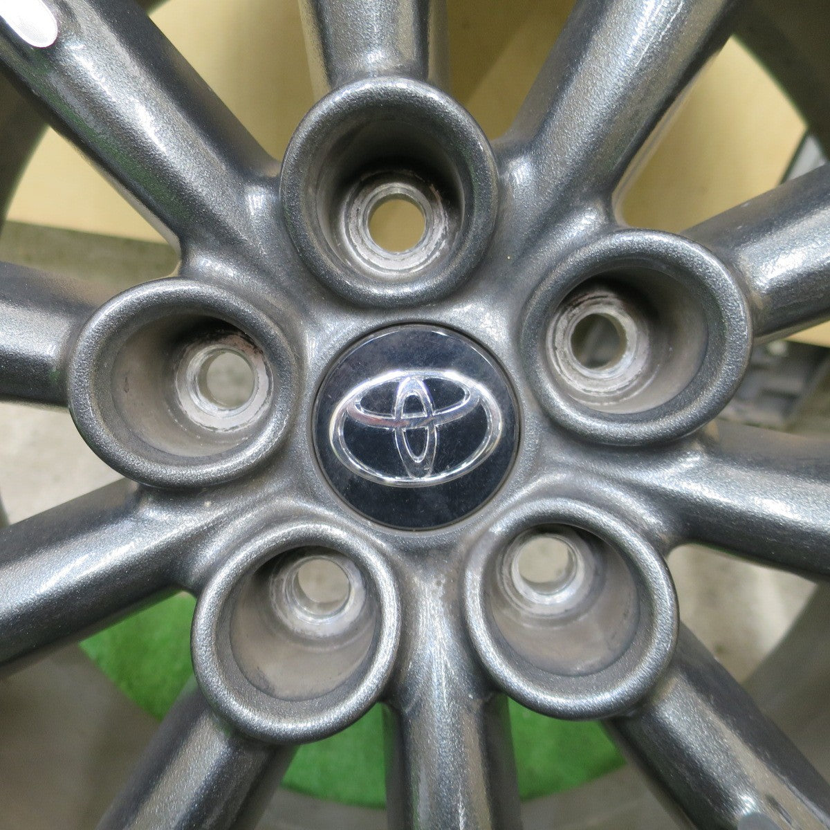 キレイ★トヨタ 86 ZN6 スバル BRZ ZC6 純正 ホイール 16インチ 16×6.5J PCD100/5H★6042401NGホ
