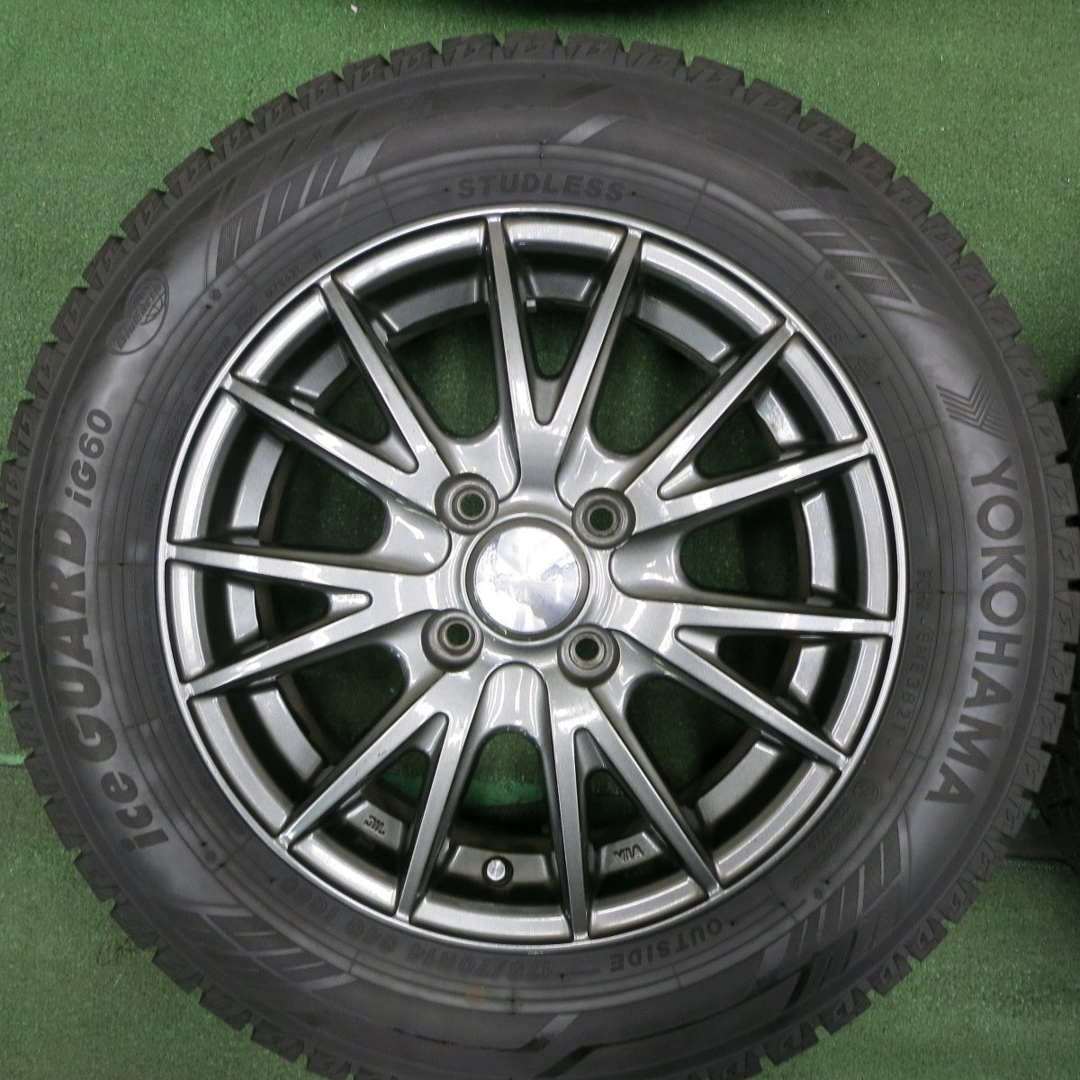 *送料無料* 4本価格！21年★スタッドレス 175/70R14 ヨコハマ アイスガード iG60 VELVA SPORT ヴェルヴァ 14インチ PCD100/4H★4040302TNス