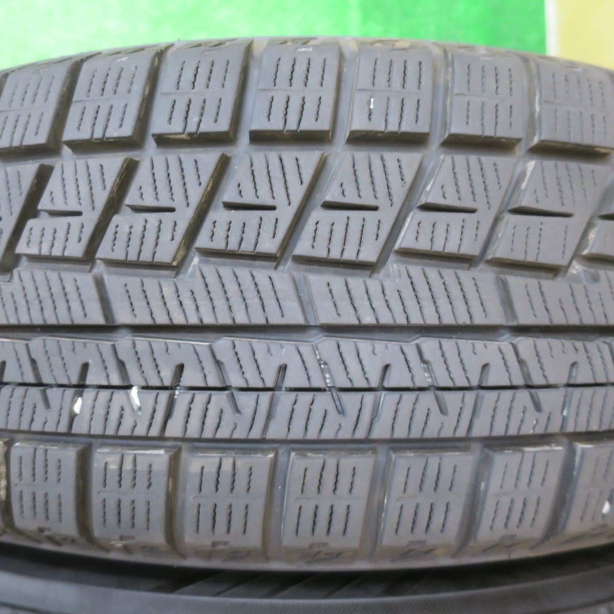 バリ溝！24年！ほぼ10分★スタッドレス 175/65R15 ヨコハマ アイスガード iG60 ravrion ラブリオン 15インチ PCD100/4H★5110503NJス