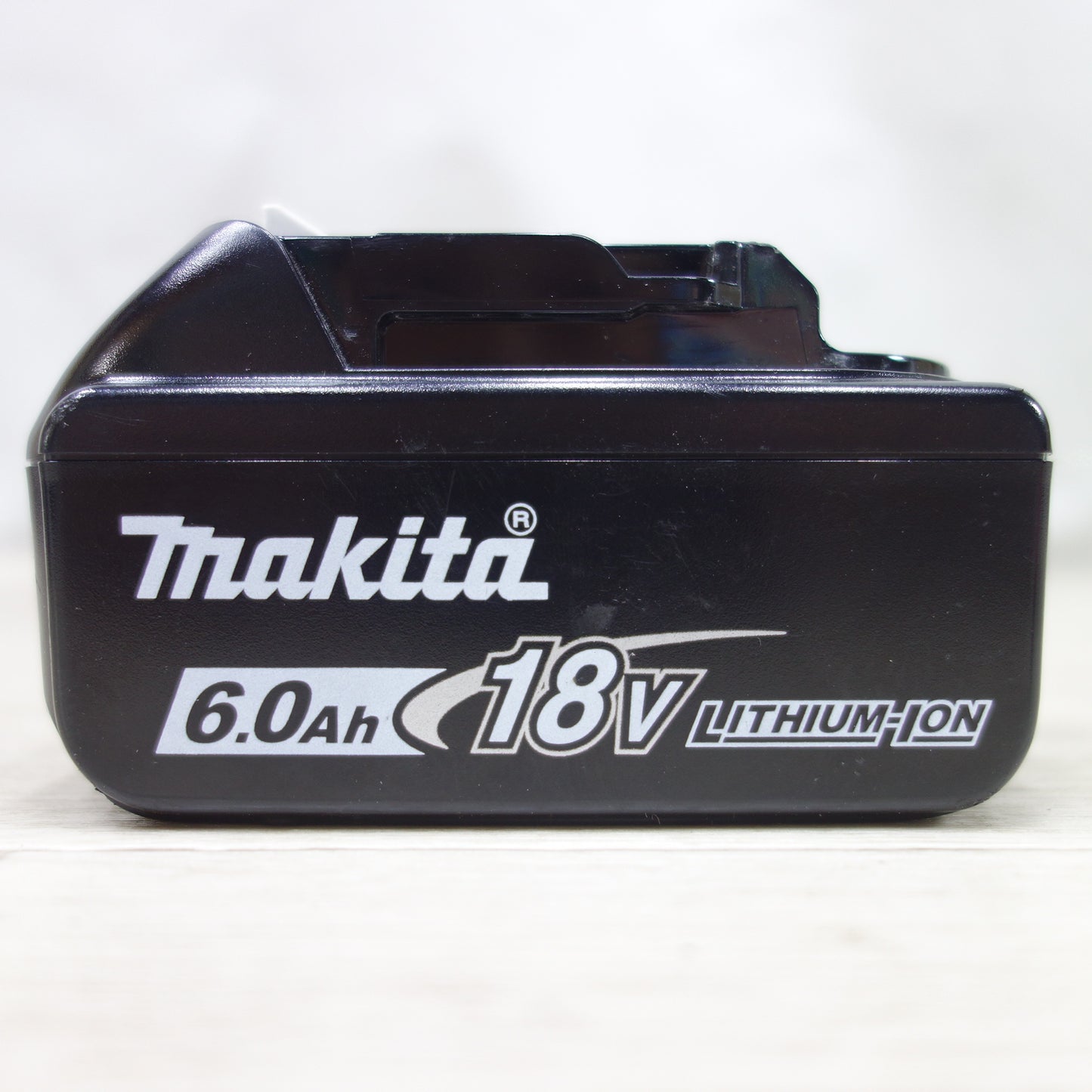 [送料無料] キレイ◆マキタ リチウム イオン バッテリー BL1860B 18V 6.0Ah 充電 電池 バッテリ Makita◆