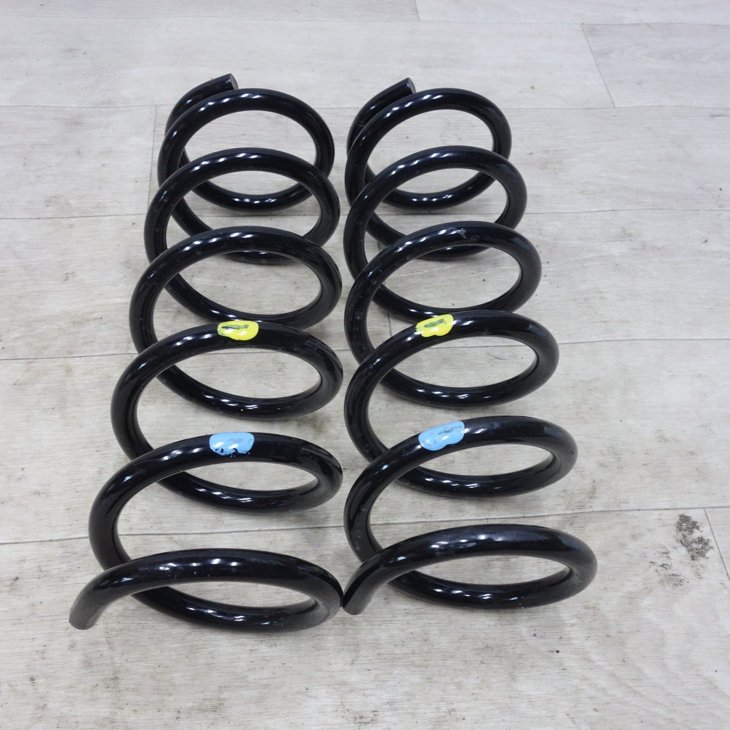 [送料無料] 1台分セット！キレイ◆スバル BP BL 系 レガシィ GT 系 グレード 純正 コイル スプリング カー パーツ◆