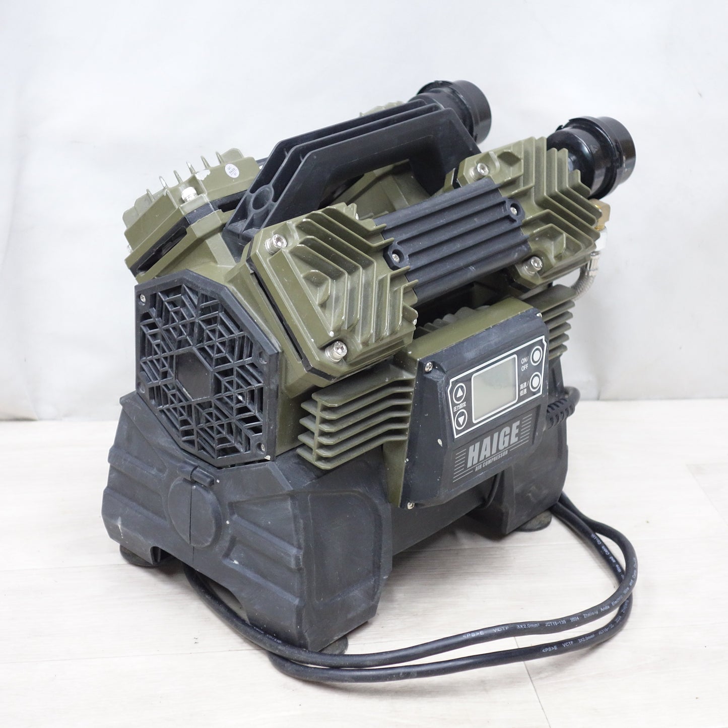 [送料無料] 付属品付き◆ハイガー エア コンプレッサー 静音 100V HG-DC992 サブタンク HG-20LT 容量 20L HAIGE◆