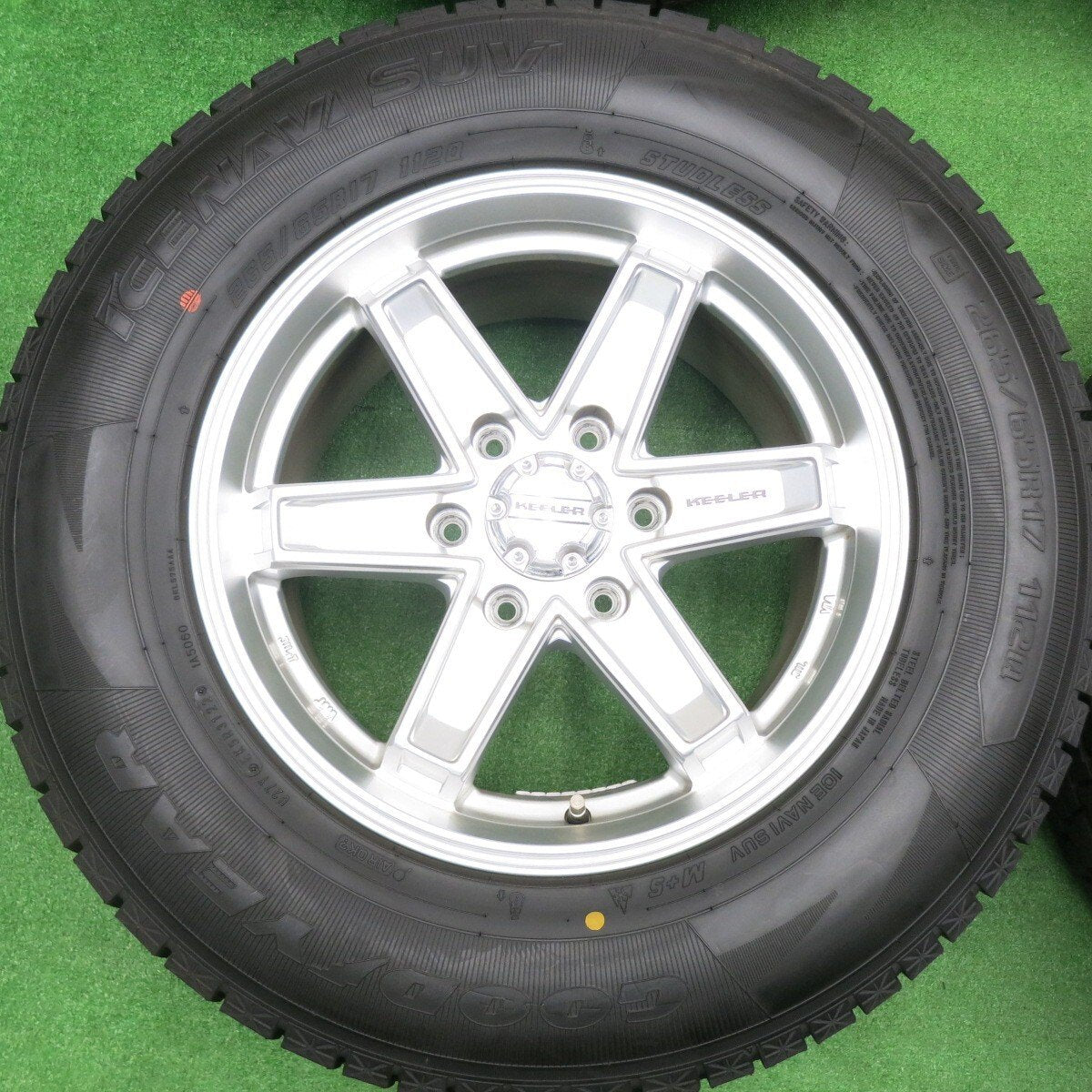 バリ溝！22年！キレイ！ほぼ10分★スタッドレス 265/65R17 グッドイヤー アイスナビ SUV KEELER キーラー 17インチ PCD139.7/6H★4111502HAス