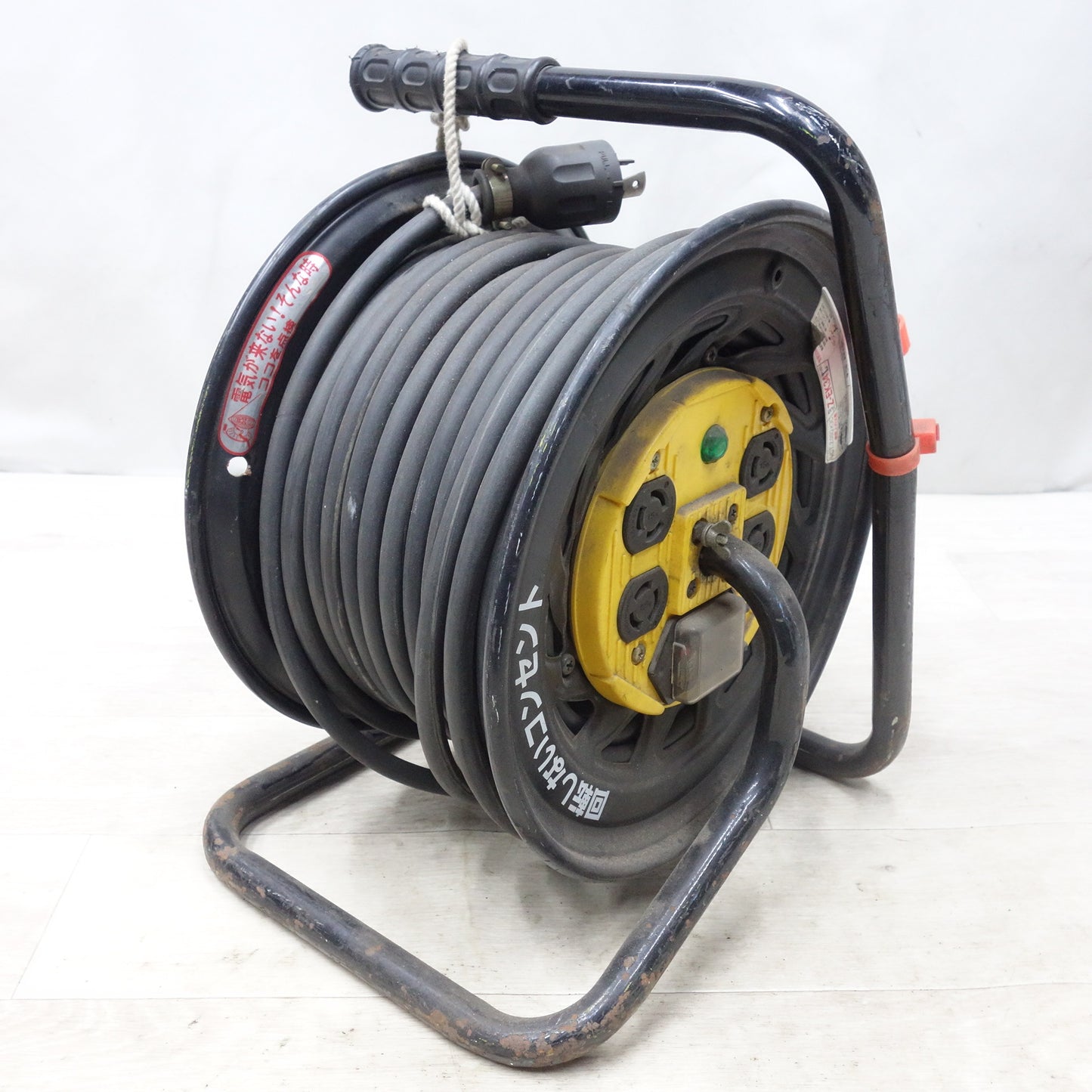 [送料無料] ◆日動 マジックリール コードリール Z-EK34L 屋内型 全長 30m VCT.2.0SQ×3C 電工 ドラム 温度センサー ブレーカー 付 ロック 引掛 式◆