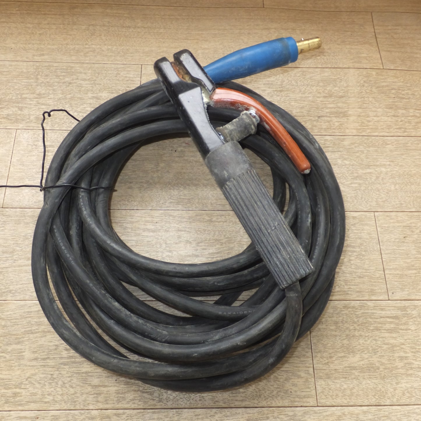 [送料無料] ★日動工業 NICHIDO デジタルインバーター直流溶接機 BMウェルダー200 BM2-200DA　単相200Ｖ 50/60Hz★