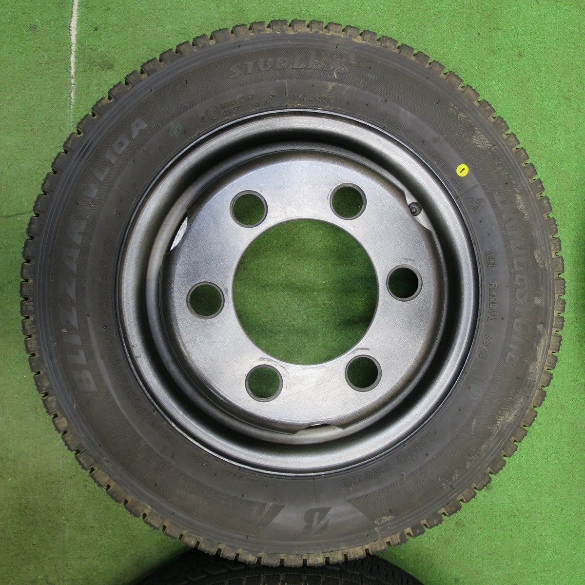 バリ溝！25年！キレイ！ほぼ10分★いすゞ エルフ 145/80R13 88/86N 185/75R15 106/104N スタッドレス ブリヂストン ブリザック VL10A W989 スチール ホイール 13 15 インチ PCD 184 170/6H★6041003ナス