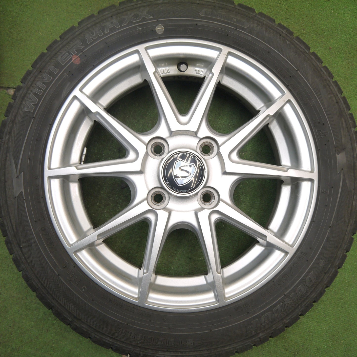 バリ溝！22年！8.5分★スタッドレス 155/65R14 ダンロップ ウインターマックス WM02 STRANGER ストレンジャー 14インチ PCD100/4H★5040902Hス