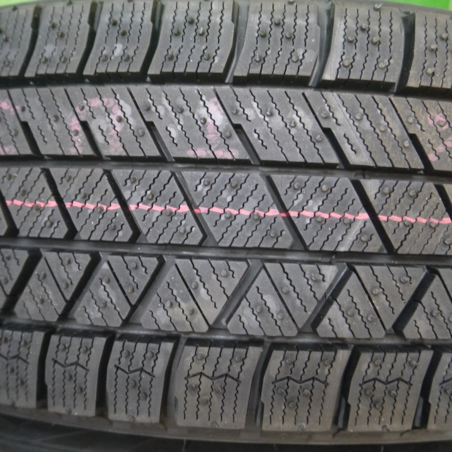 [送料無料] 未使用！23年★LOXARNY SPORT 175/65R15 スタッドレス ブリヂストン ブリザック VRX3 ロクサーニ 15インチ PCD100/4H★4101503Hス