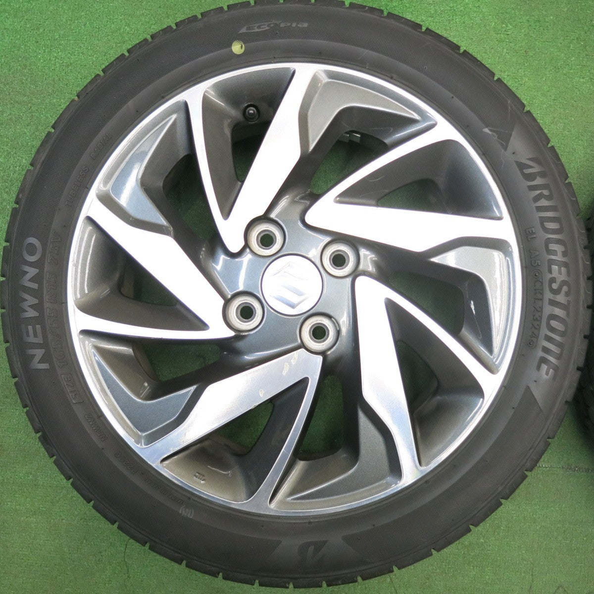 バリ溝！24年！9.5分★スズキ MK32S スペーシア カスタム 純正 165/55R15 ブリヂストン NEWNO 15インチ PCD100/4H★6022309HAノ