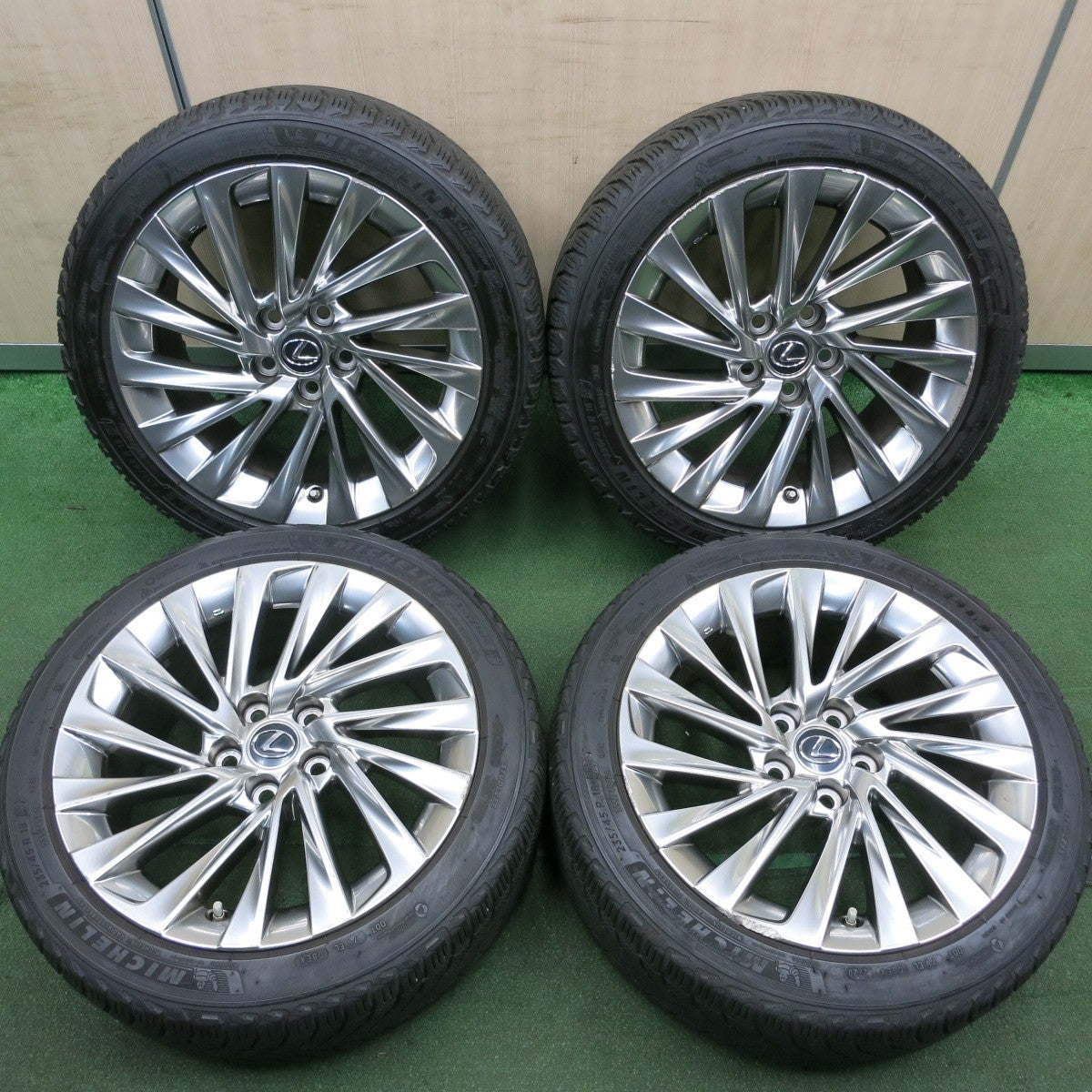 *送料無料* センサー付！バリ溝！20年！8.5分★レクサス ES300h 純正 235/45R18 スタッドレス ミシュラン X-ICE SNOW 18インチ PCD114.3/5H★4050705HAス