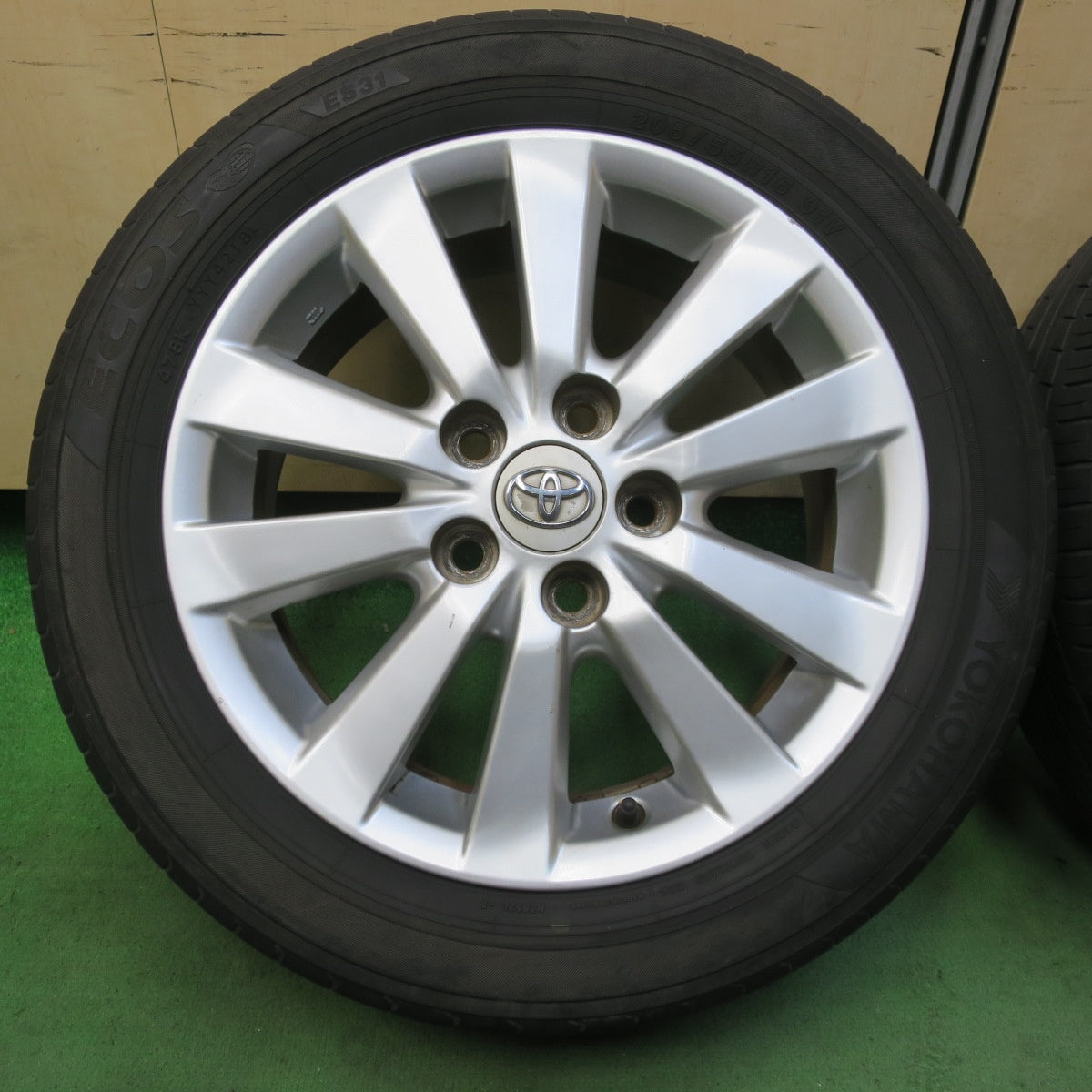4本価格★トヨタ オーリス 純正 205/55R16 ヨコハマ エコス ES31 16インチ PCD114.3/5H★5050813イノ